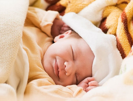 Cách chăm sóc trẻ sơ sinh vào mùa lạnh